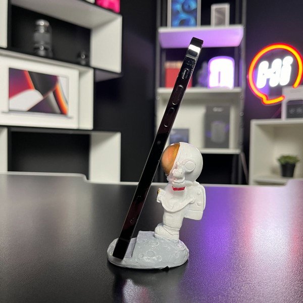 Trade in Apple iPhone 12 Pro 256Gb Dual SIM Graphite IMEI: 5200 (Восстановленный)