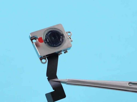 Замена фронтальной камеры iPhone 16e