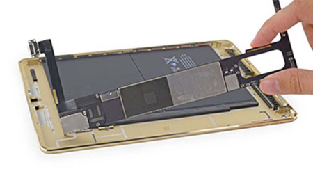 Ремонт материнской платы iPad Air 2